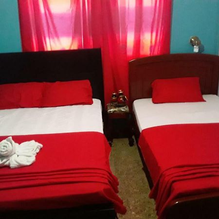 Hotel Eloy Alfaro Гуаякиль Экстерьер фото