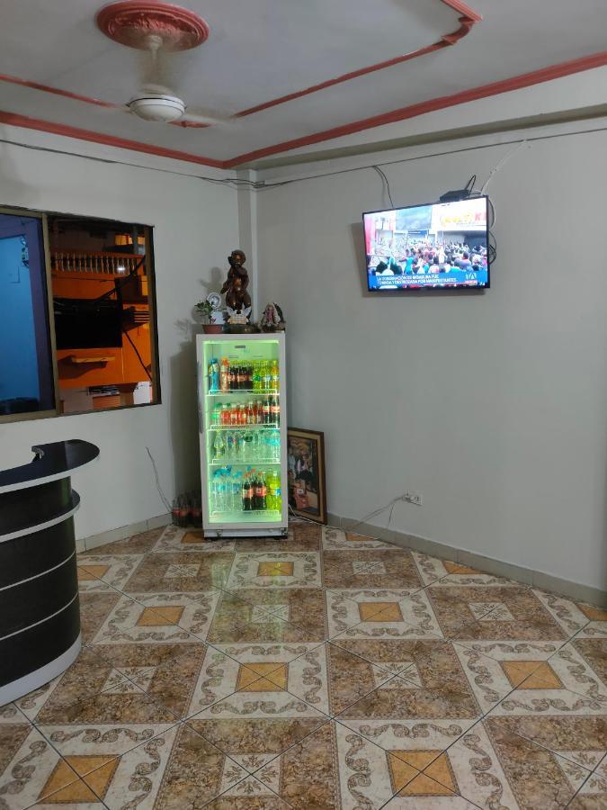 Hotel Eloy Alfaro Гуаякиль Экстерьер фото