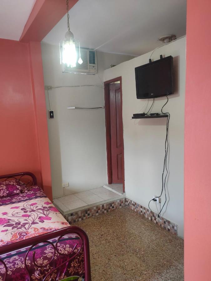 Hotel Eloy Alfaro Гуаякиль Экстерьер фото