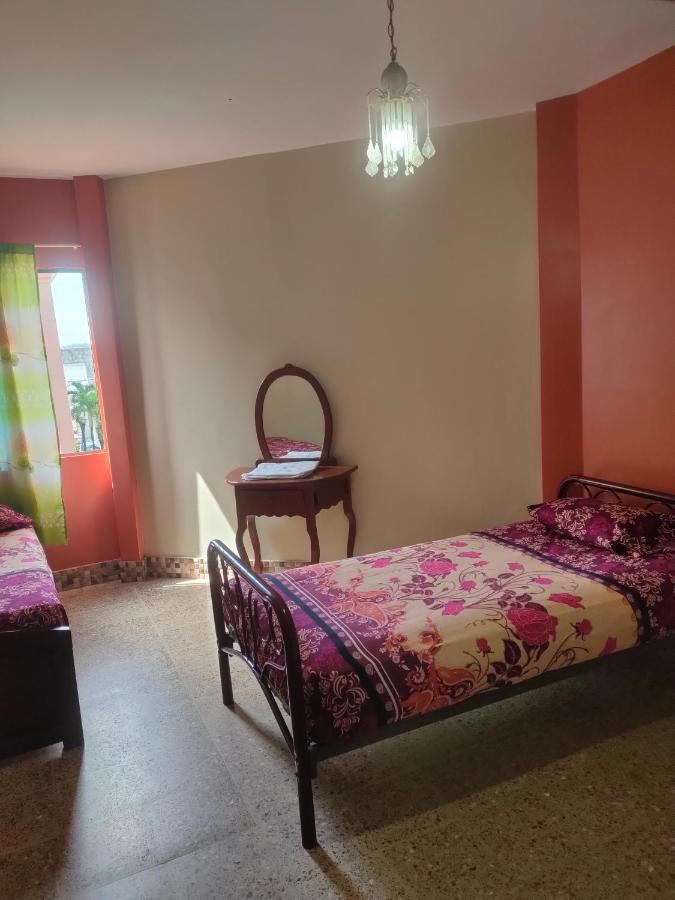 Hotel Eloy Alfaro Гуаякиль Экстерьер фото