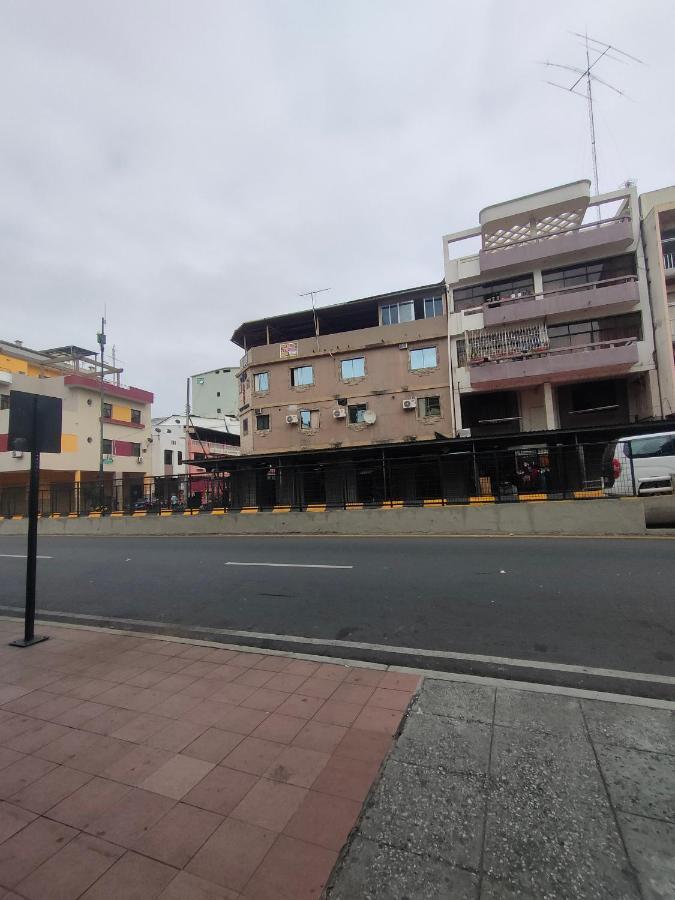 Hotel Eloy Alfaro Гуаякиль Экстерьер фото