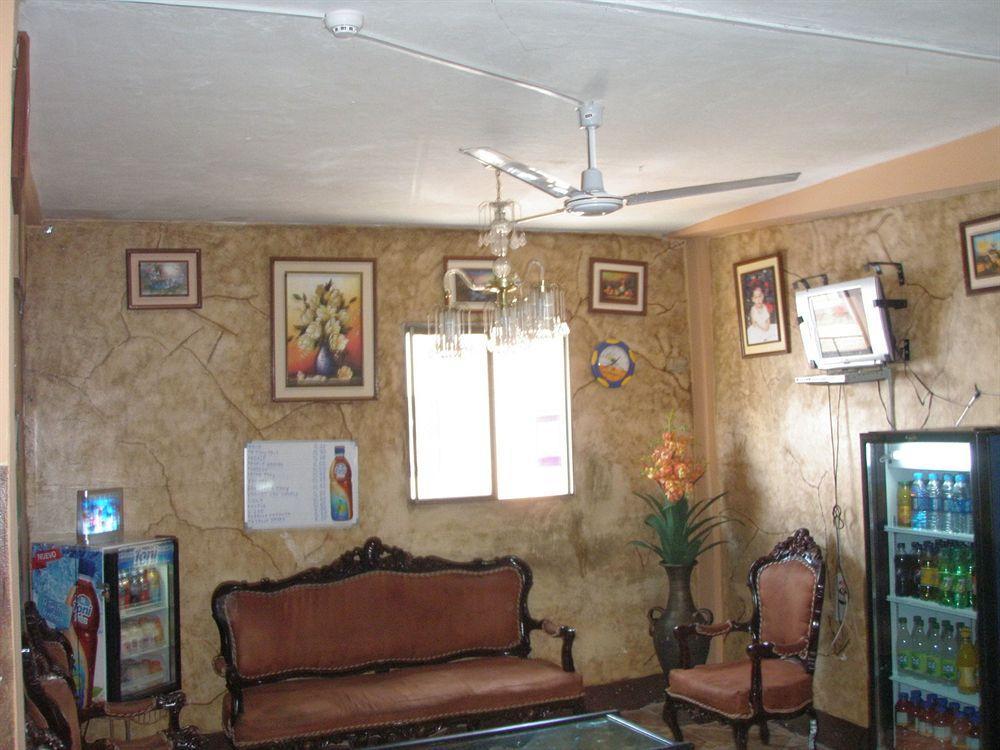 Hotel Eloy Alfaro Гуаякиль Экстерьер фото