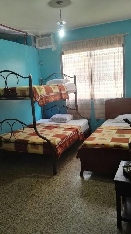 Hotel Eloy Alfaro Гуаякиль Экстерьер фото