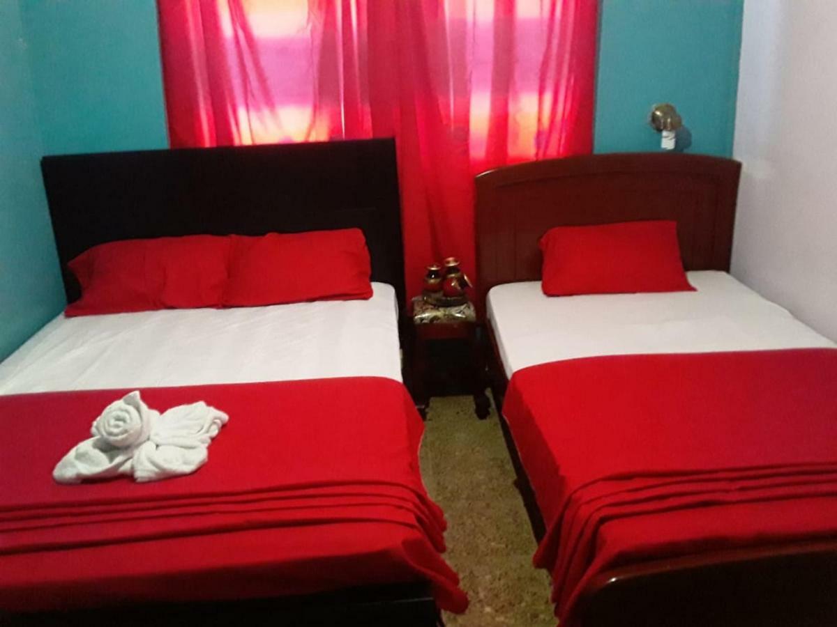 Hotel Eloy Alfaro Гуаякиль Экстерьер фото